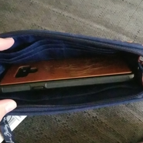 Wristlet - Picture 4 of 4